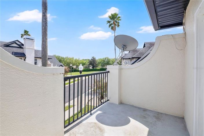 Image No.22-2 Bed Townhouse for sale