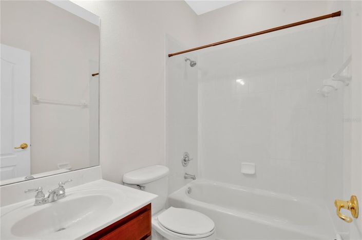 Image No.30-2 Bed Townhouse for sale