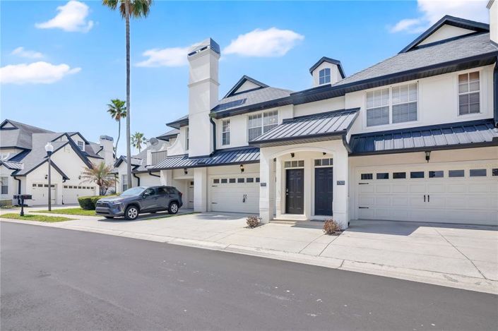 Image No.8-2 Bed Townhouse for sale