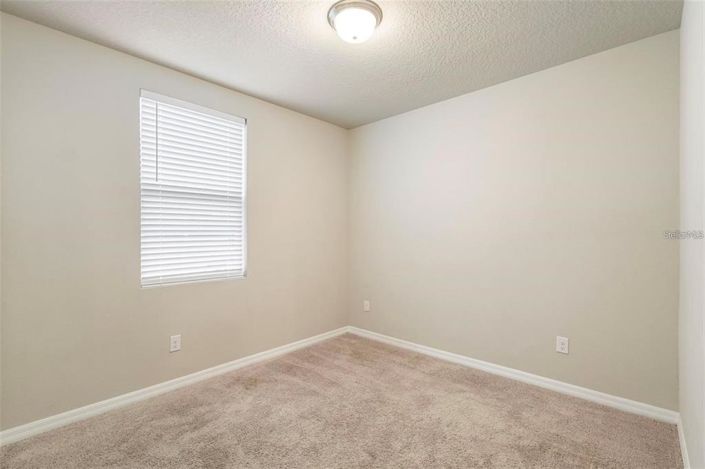 Image No.11-3 Bed House for sale