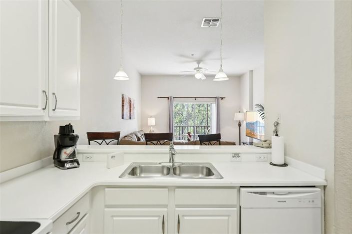 Image No.15-3 Bed Apartment for sale