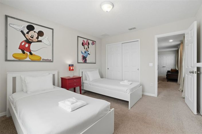 Image No.27-5 Bed Townhouse for sale