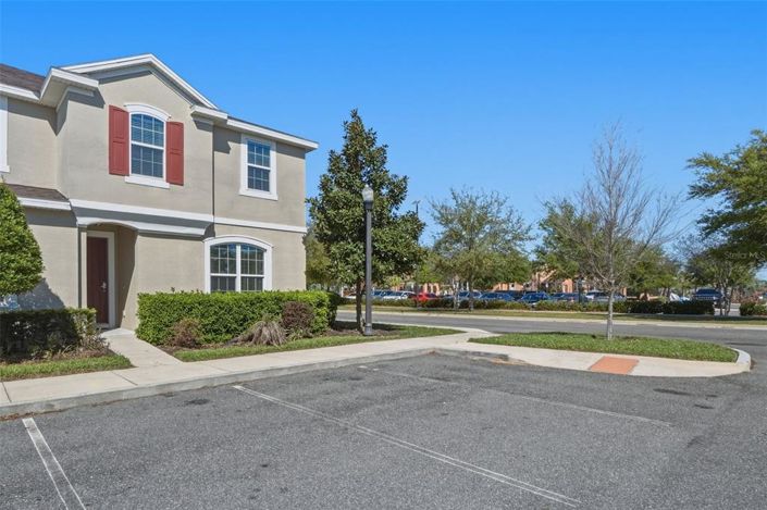 Image No.5-5 Bed Townhouse for sale