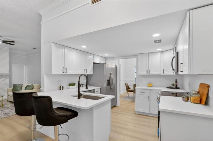 Image No.11-4 Bed House for sale