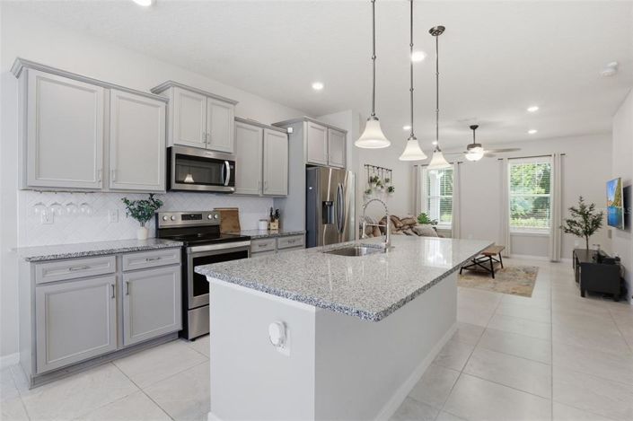 Image No.11-2 Bed Townhouse for sale