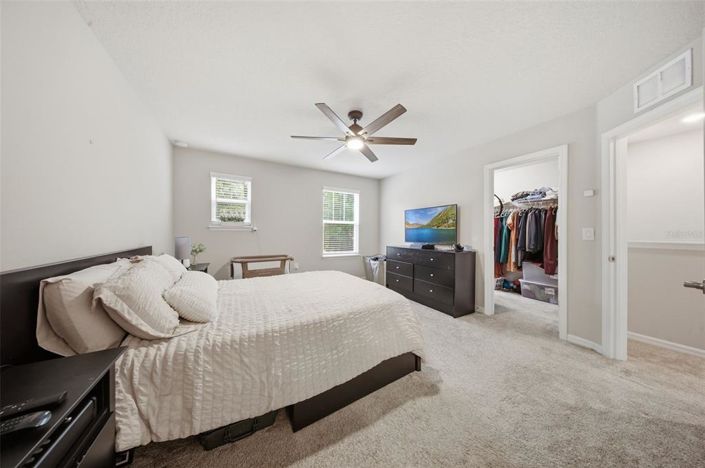 Image No.18-2 Bed Townhouse for sale