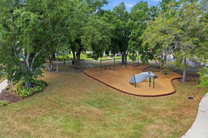 Image No.34-2 Bed Townhouse for sale