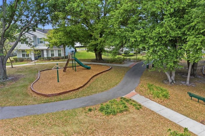 Image No.35-2 Bed Townhouse for sale