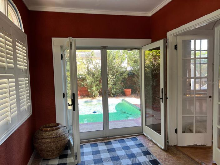 Image No.21-3 Bed House for sale