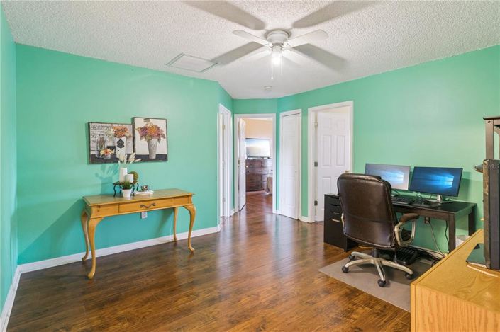 Image No.34-6 Bed House for sale