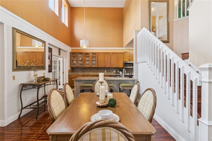 Image No.9-6 Bed House for sale