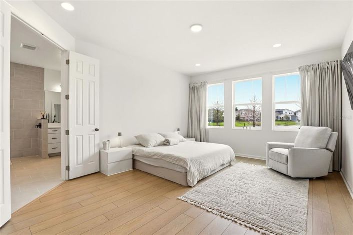 Image No.23-4 Bed House for sale