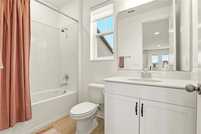 Image No.38-4 Bed House for sale