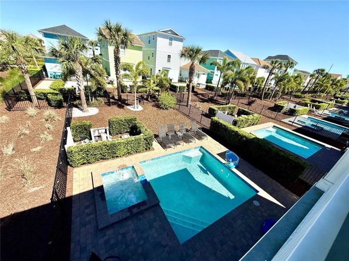 Image No.3-4 Bed Townhouse for sale