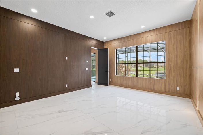 Image No.39-5 Bed House for sale