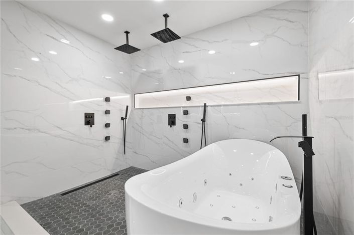 Image No.47-5 Bed House for sale