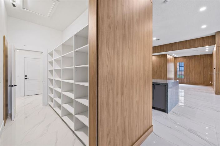 Image No.49-5 Bed House for sale