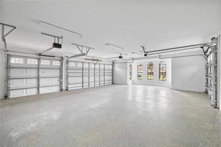 Image No.56-5 Bed House for sale