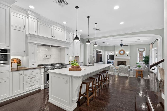 Image No.17-5 Bed House for sale