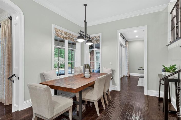 Image No.18-5 Bed House for sale