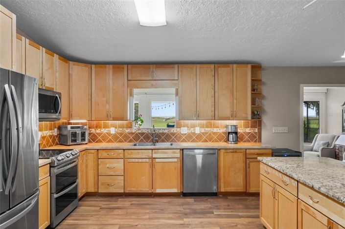 Image No.15-3 Bed House for sale