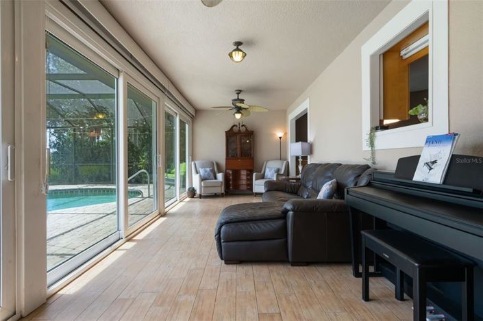 Image No.39-3 Bed House for sale