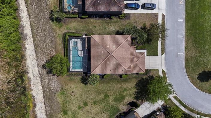 Image No.21-6 Bed House for sale