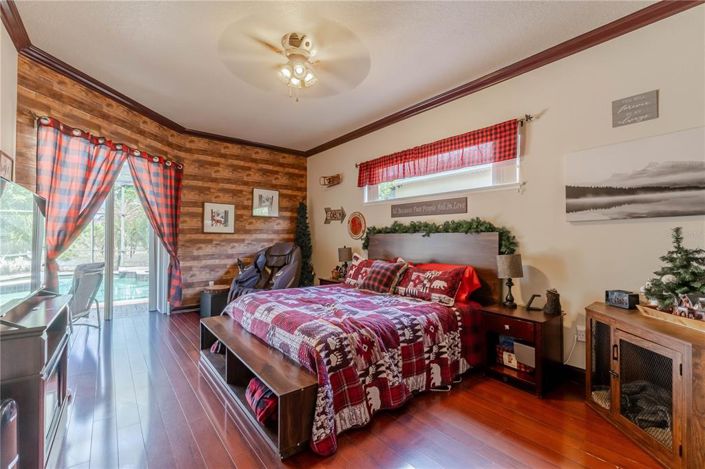 Image No.10-4 Bed House for sale