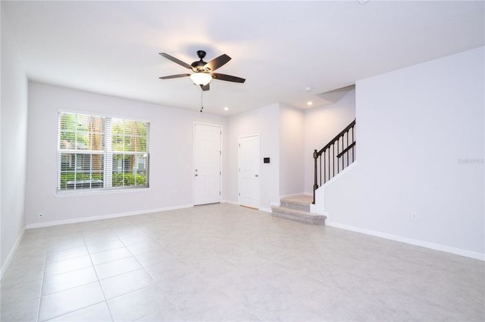 Image No.13-3 Bed Townhouse for sale