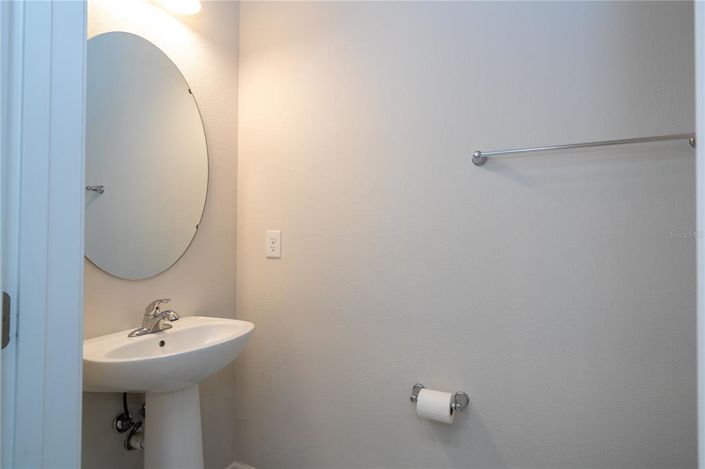 Image No.15-3 Bed Townhouse for sale