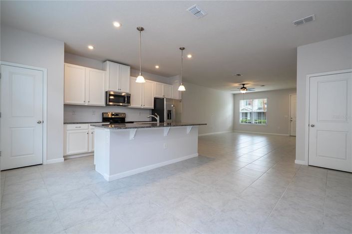 Image No.20-3 Bed Townhouse for sale