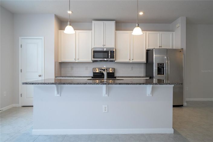 Image No.21-3 Bed Townhouse for sale