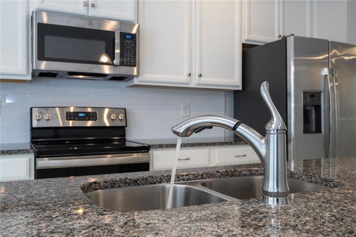 Image No.22-3 Bed Townhouse for sale