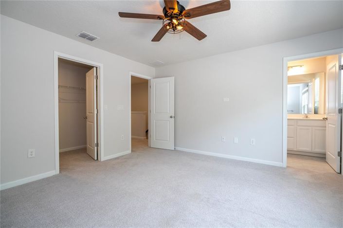 Image No.31-3 Bed Townhouse for sale