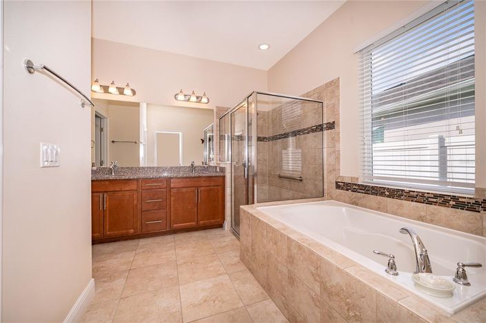 Image No.17-3 Bed House for sale