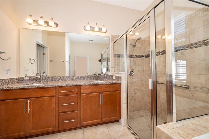 Image No.18-3 Bed House for sale