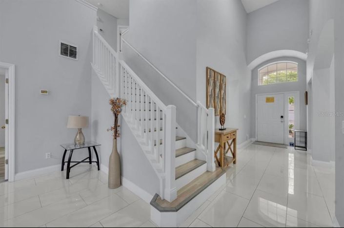 Image No.16-5 Bed House for sale