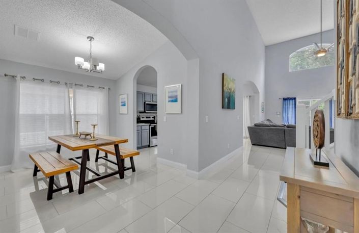 Image No.4-5 Bed House for sale