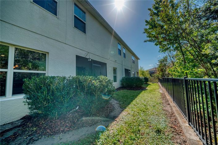 Image No.26-3 Bed Townhouse for sale