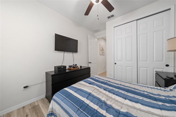 Image No.19-4 Bed House for sale