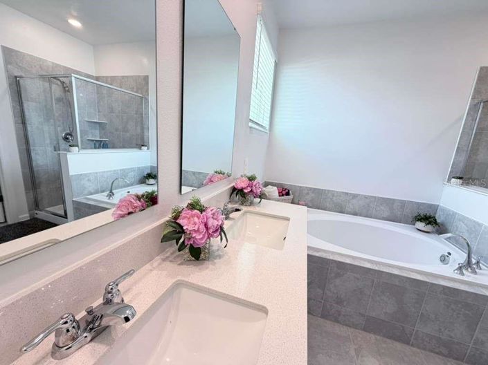 Image No.18-3 Bed Townhouse for sale