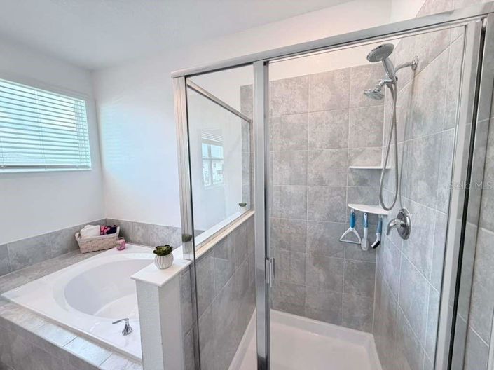 Image No.20-3 Bed Townhouse for sale