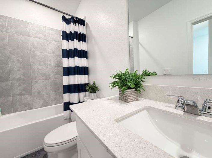 Image No.25-3 Bed Townhouse for sale