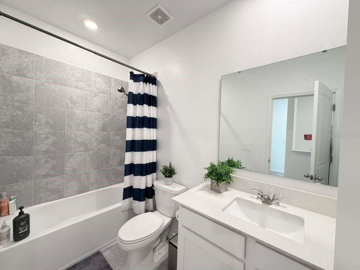 Image No.26-3 Bed Townhouse for sale