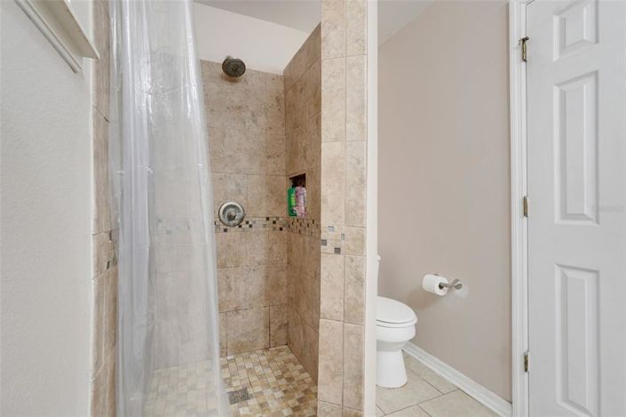 Image No.17-4 Bed House for sale