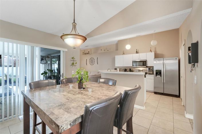 Image No.5-4 Bed House for sale