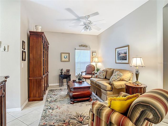 Image No.13-3 Bed House for sale