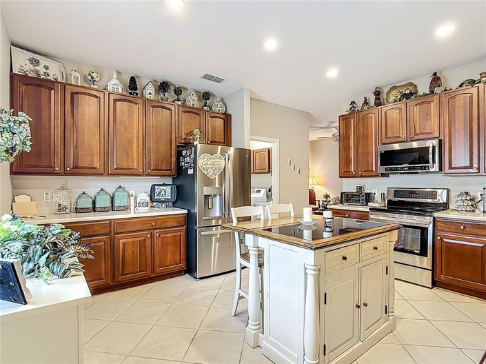 Image No.17-3 Bed House for sale