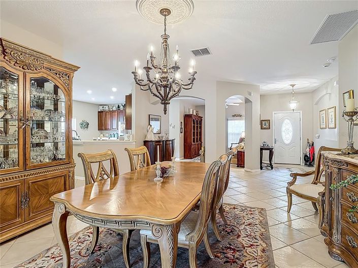 Image No.25-3 Bed House for sale