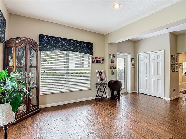 Image No.33-3 Bed House for sale